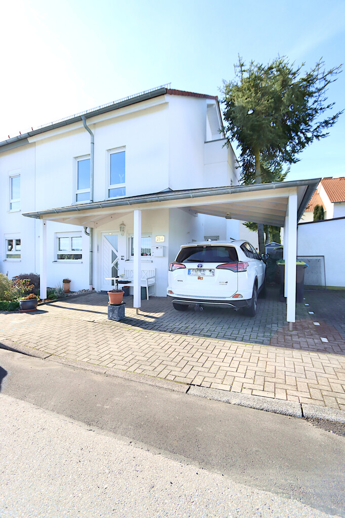Haus + Carport